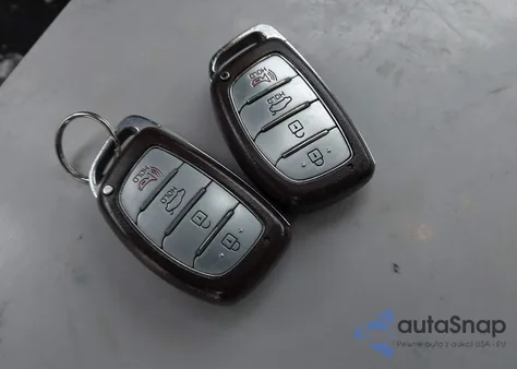 2017 Hyundai Elantra Limited z USA, uszkodzony, nr VIN KMHD84LF7HU105748